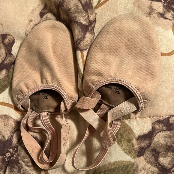Capezio Pirouette Lyrical Shoes - Picture 1 of 3